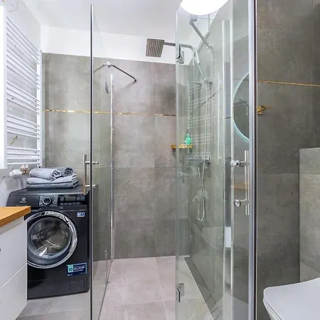 Glow Apartments, Letnica - Przystan Siodme Niebo Διαμέρισμα Γκντανσκ